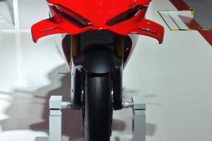 消博会最贵摩托！杜卡迪Panigale V4s新车亮相，起售价约30万