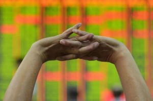 关键时刻国家队出手稳市，买了什么？