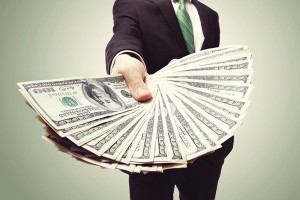 慈善公司如何进行合理的资金运作？这种运作方式有哪些影响？
